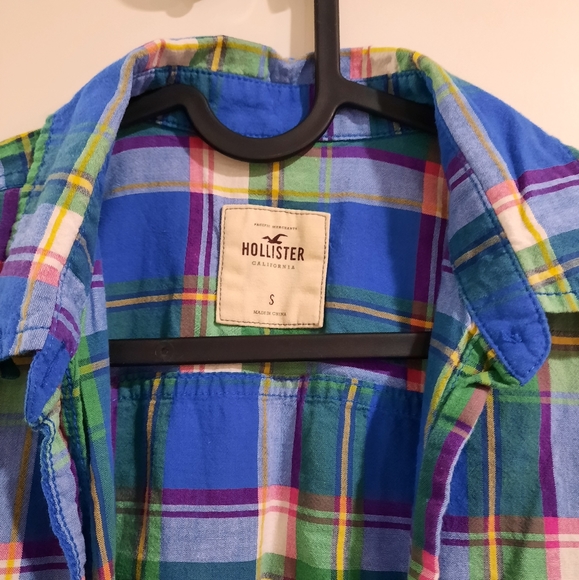Plaid Botton Down Hollister Shirt - Picture 2 of 3